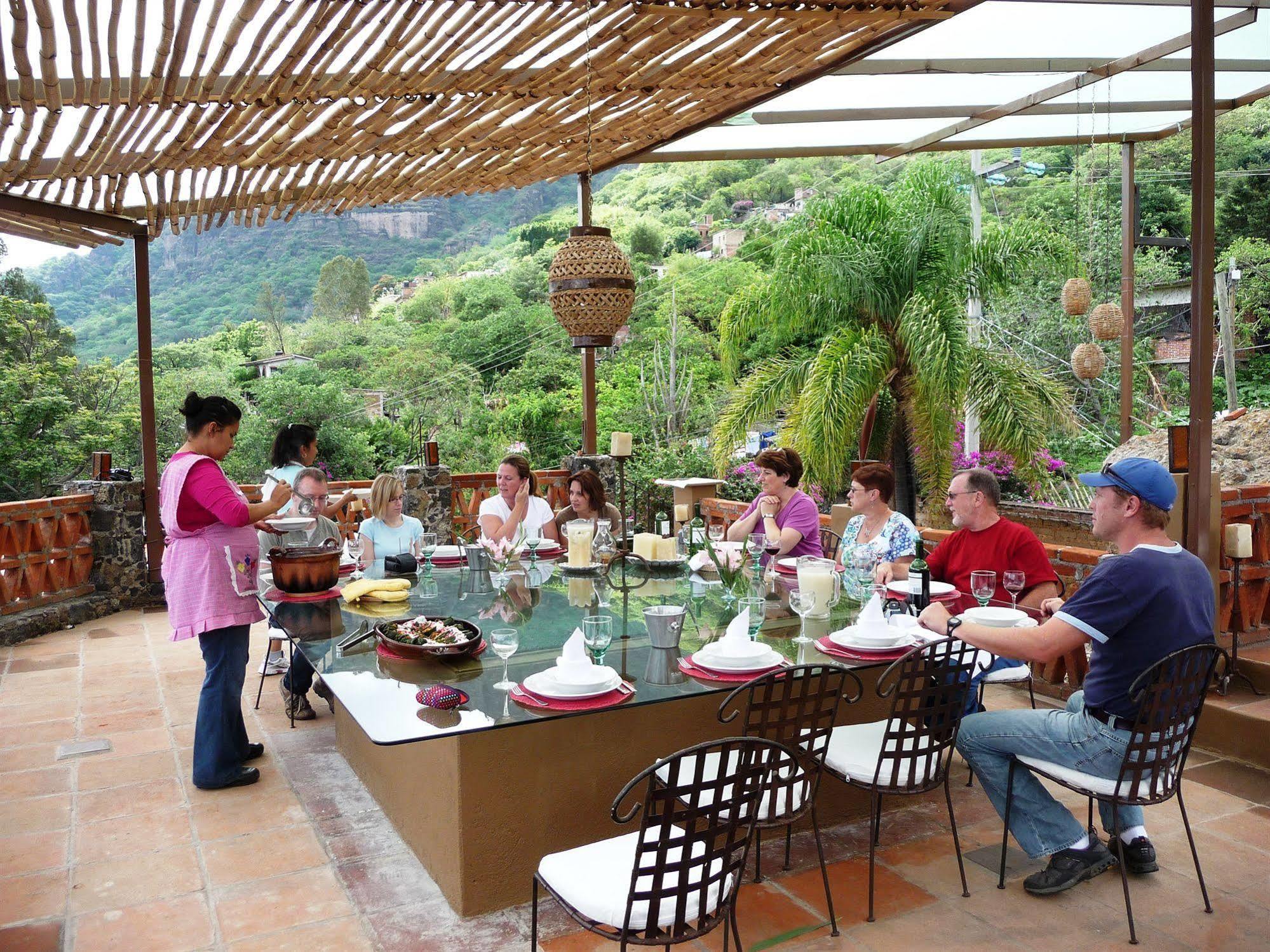 La Villa Bonita Culinary Vacation Tepoztlán Buitenkant foto